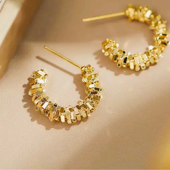 Grathia Cero Jewelry - 18K Gold Plated Patterned Earrings Huggie Hoop Earrings by Grathia Cero